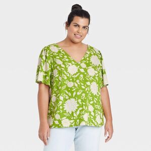 Ava & Viv Women's green floral print Plus Size Short Sleeve Blouse 3X